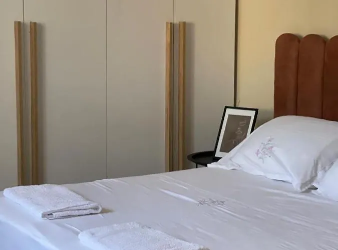 Appartement Mishel House *